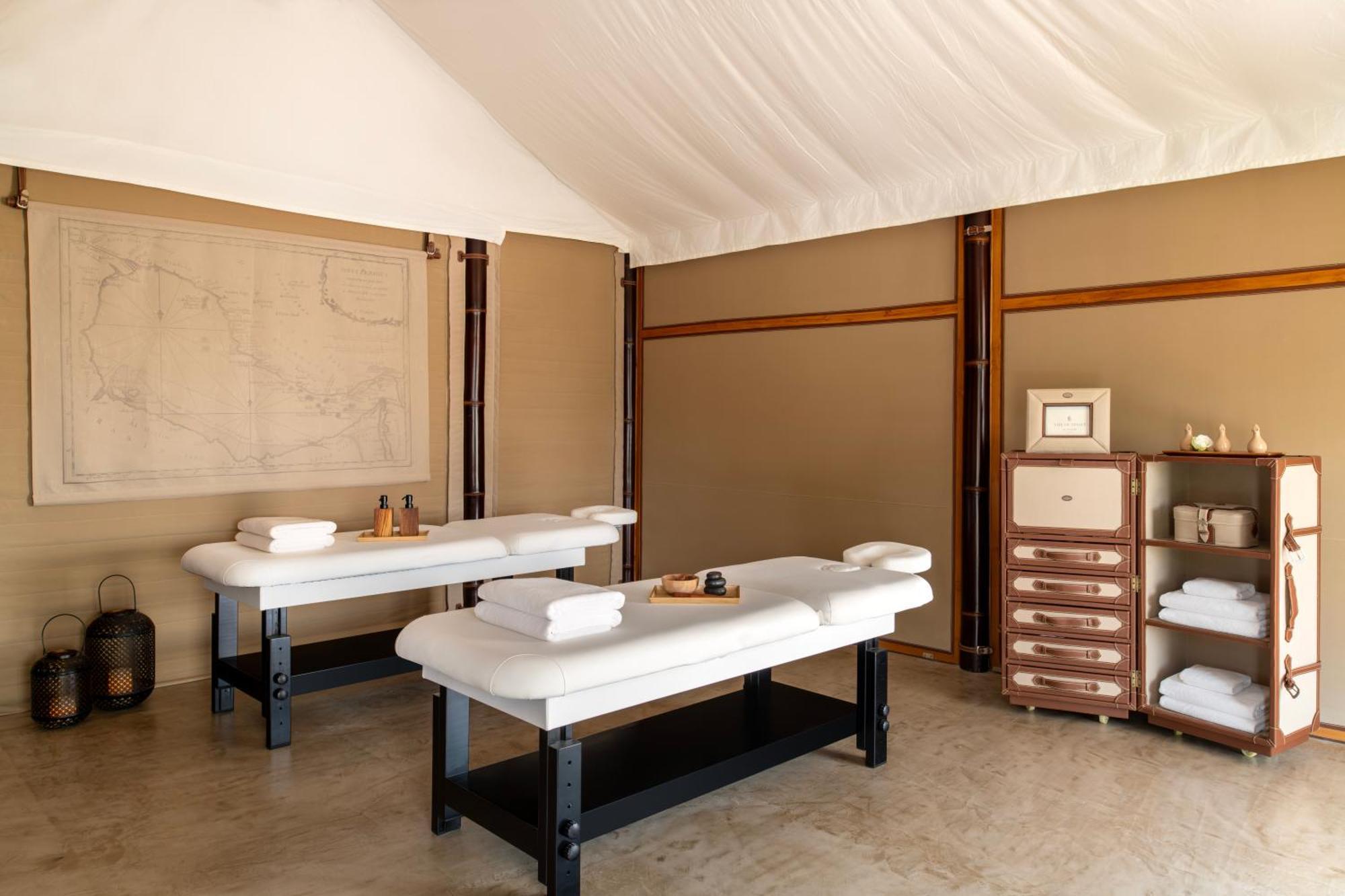 Hotel The Outpost Al Barari Camp Mesaieed Exterior foto